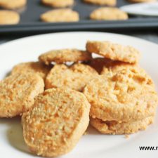 Cheddar Crackers || Low Carb, Gluten Free, THM