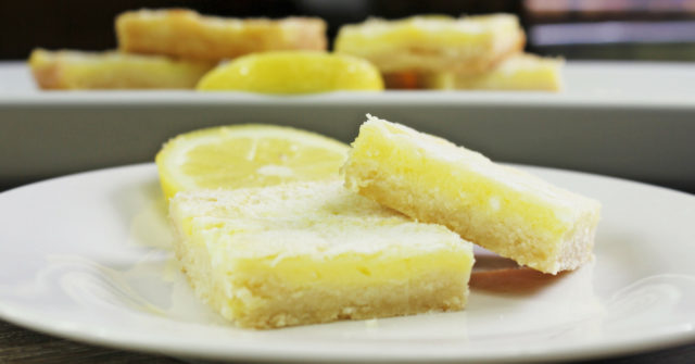 Low Carb and Gluten Free Lemon Squares