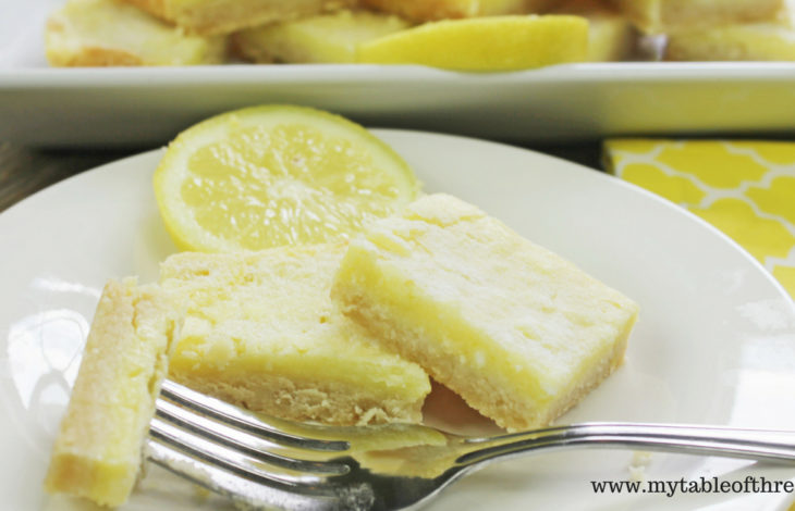 These Lemon Square are the perfect mix of tart and sweet. #lowcarb #glutenfree #THM