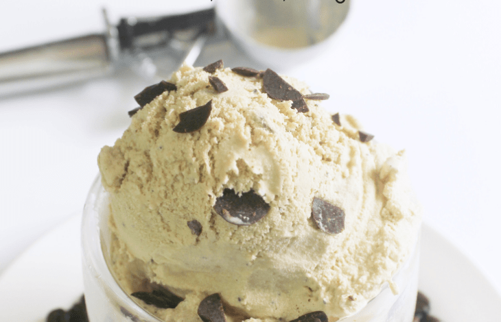 A creamy rich coffee flavored ice cream studded with sugar free chocolate chips for the perfect flavor combo! #lowcarb, #THM #icecream #sugarfree